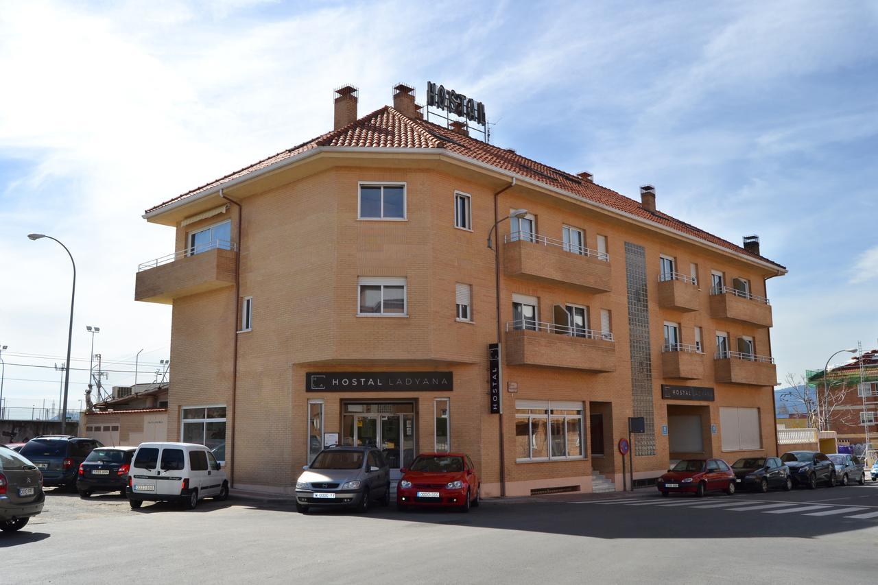Hostal Lady Ana Maria Колладо-Виллалба Экстерьер фото